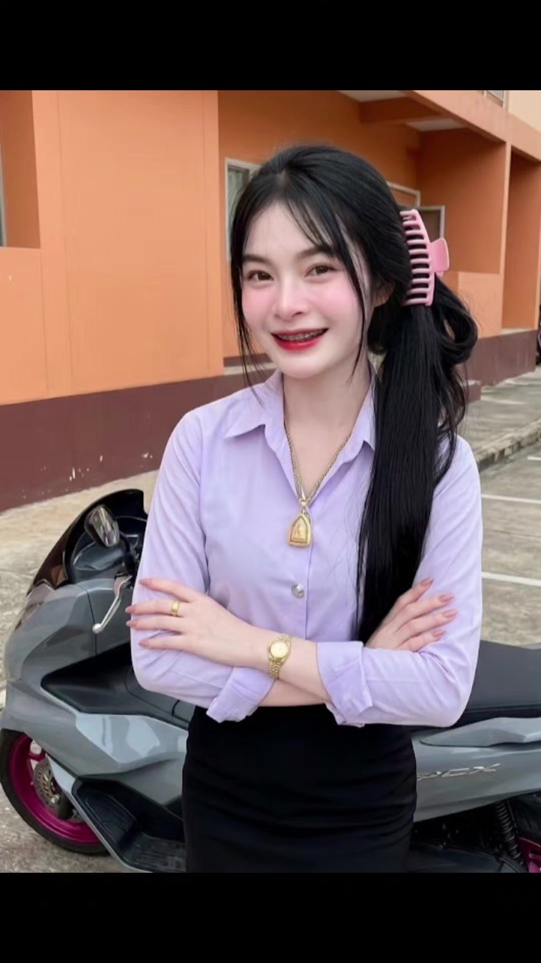 @😻