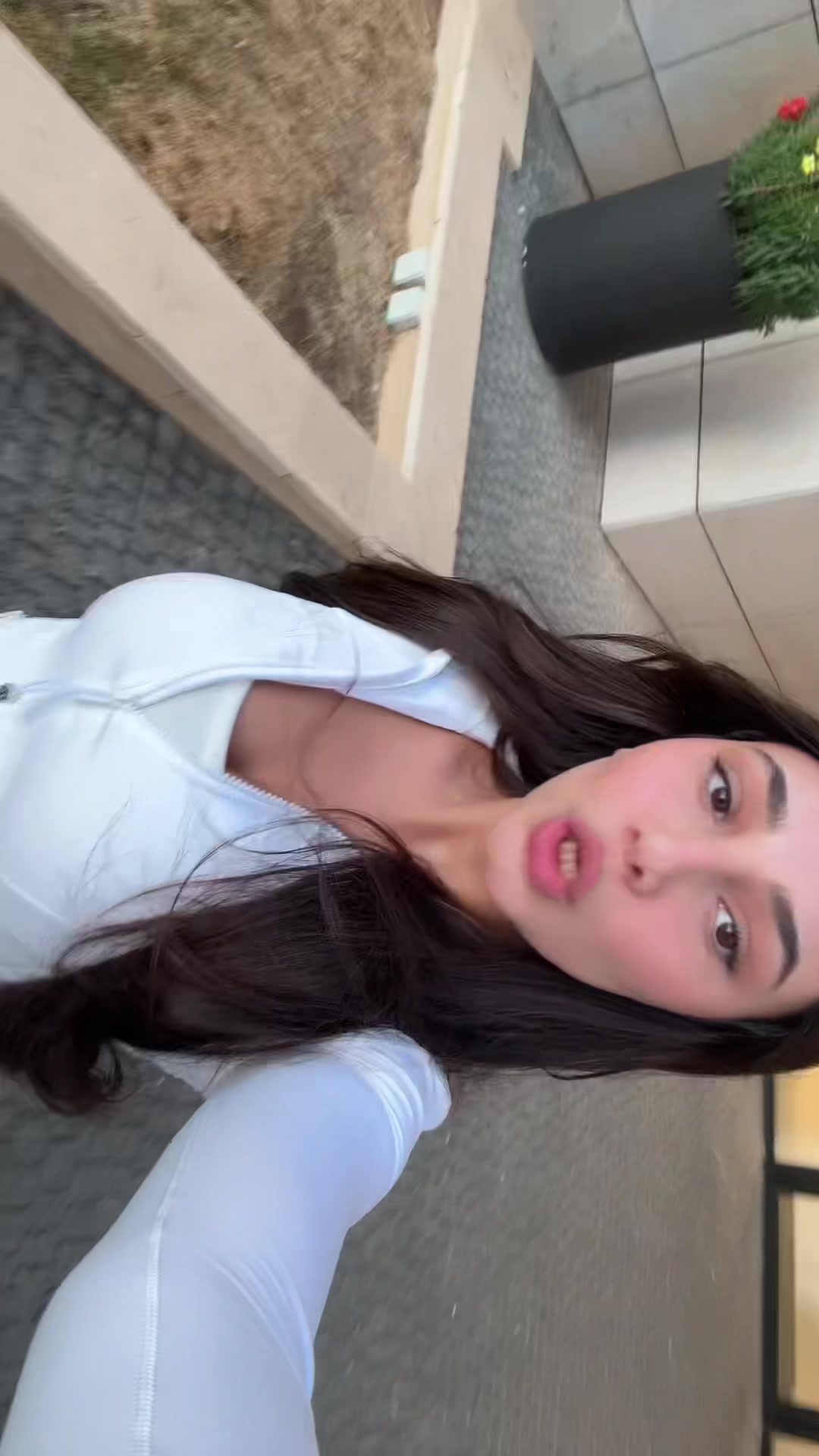 @LIA