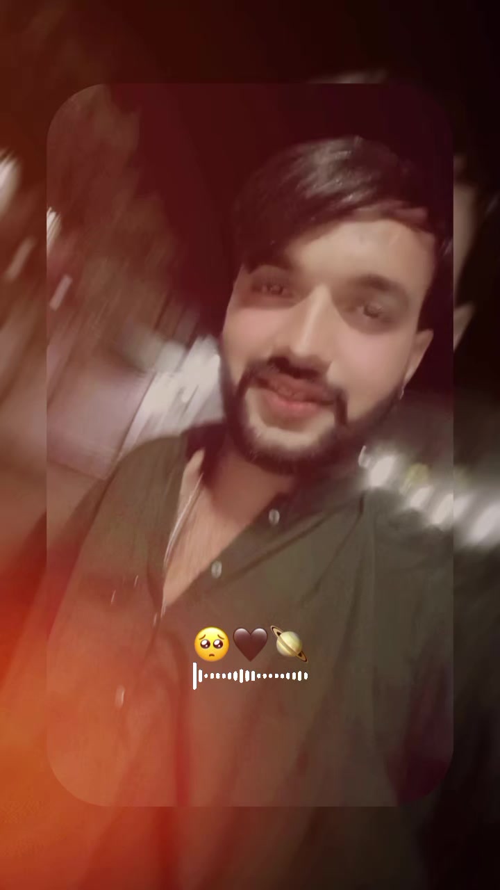 @phulpoto 😎🖤