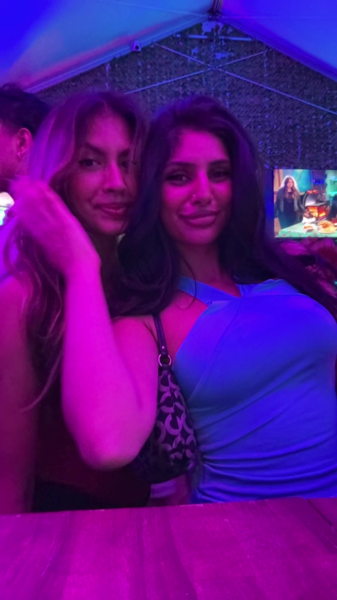 @Dhruvi