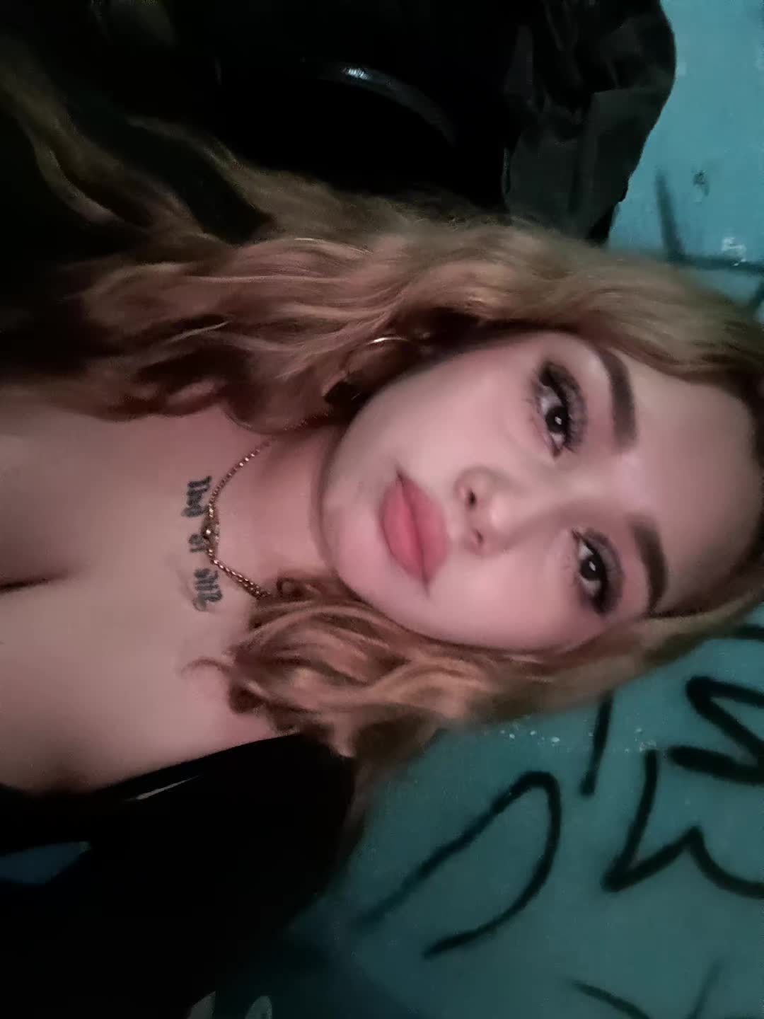@💋