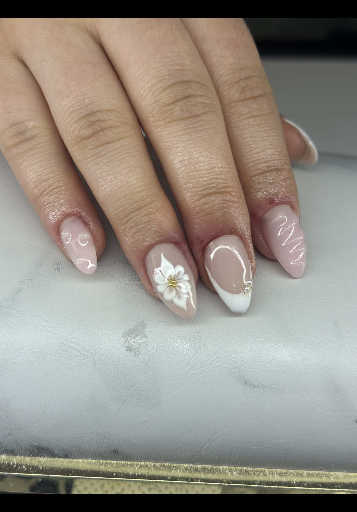 @Hairartist_nails