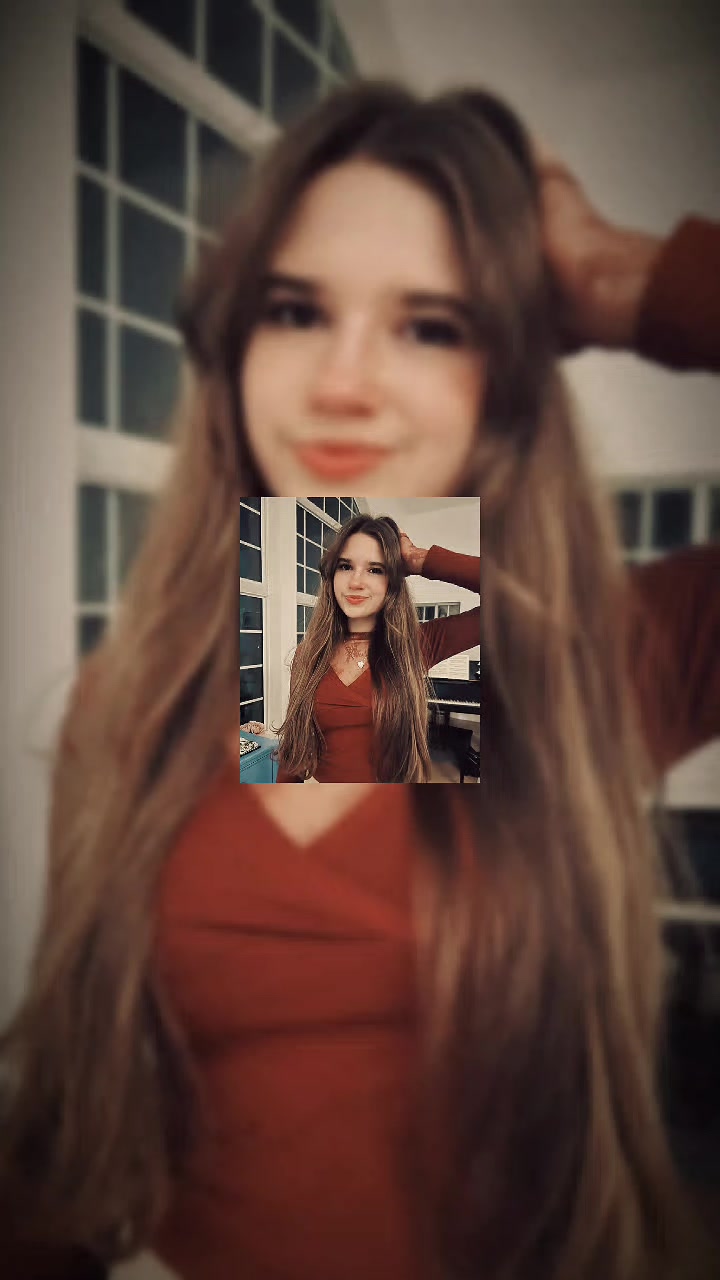 @Karolina Rose