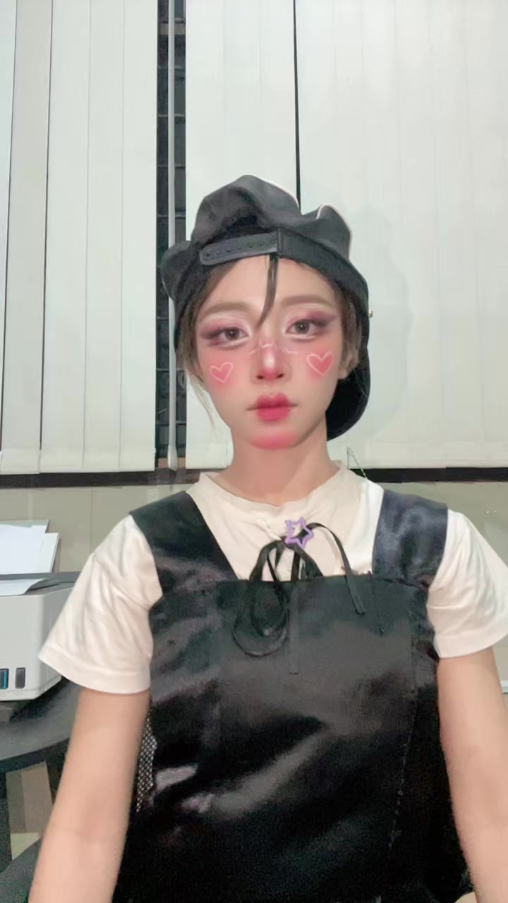 @SV🧊👸[Sleepy Head]