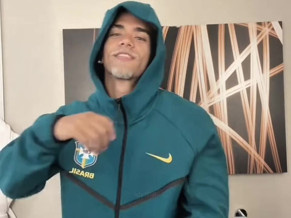 @M.