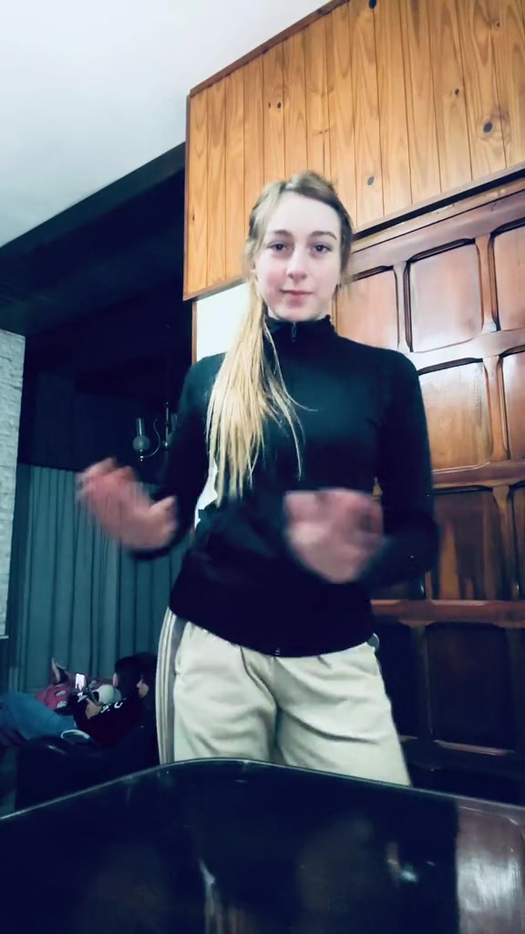 @aguss.priv16