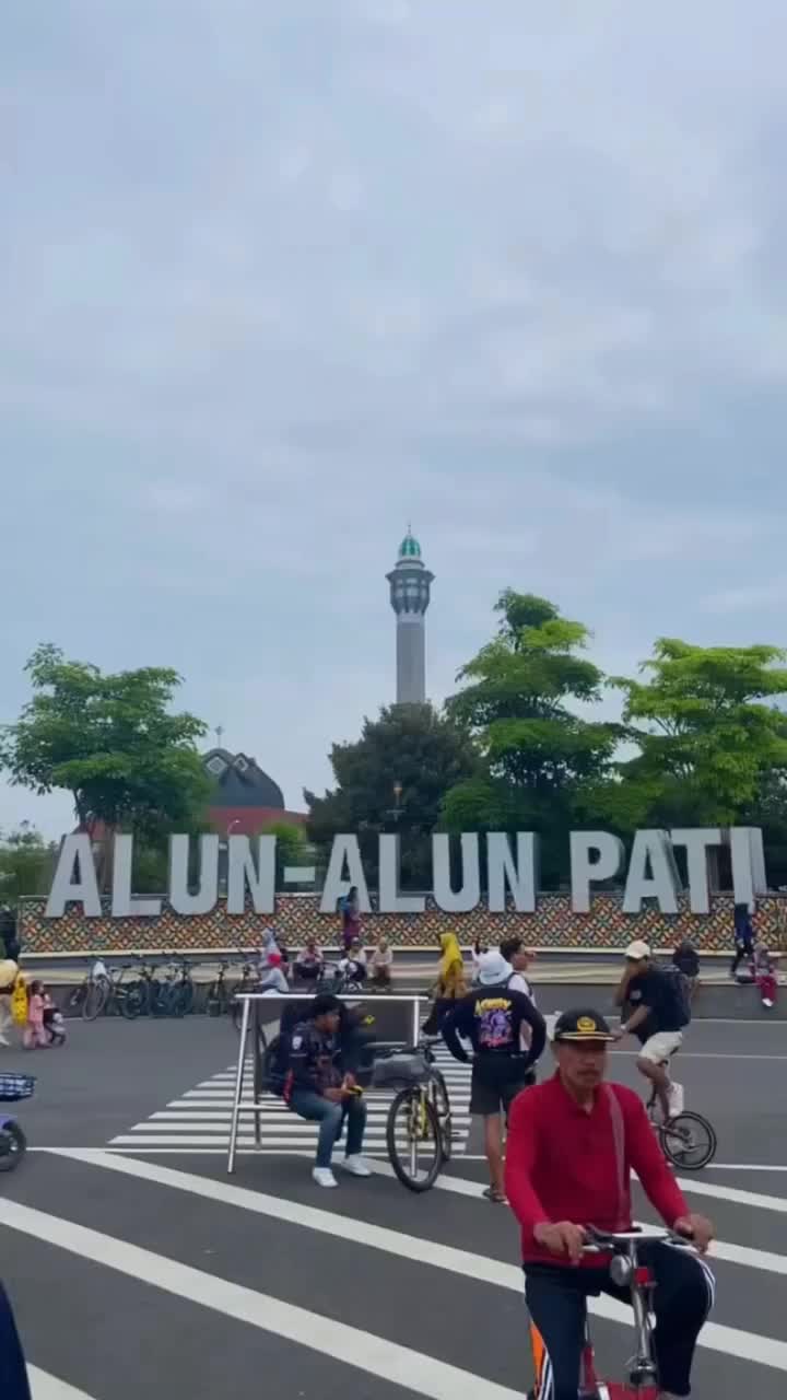@Pati hits