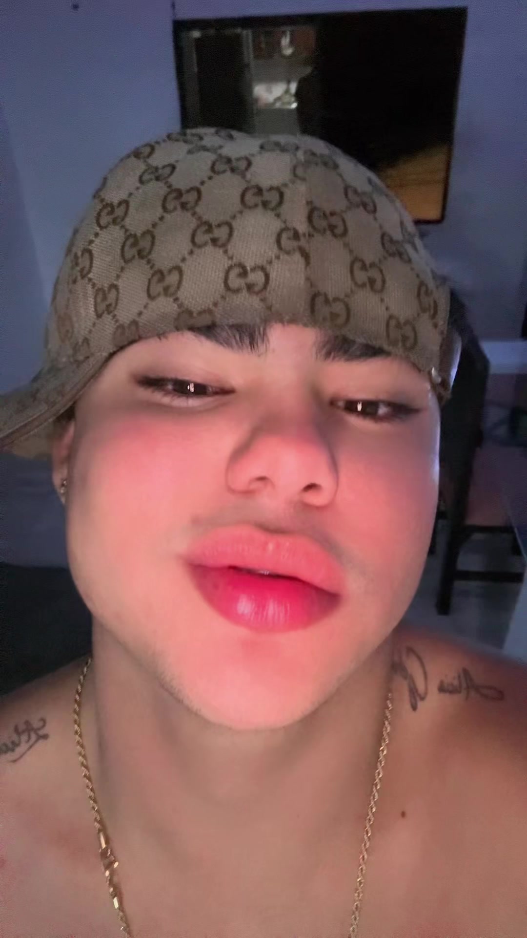 @Alejito ✨