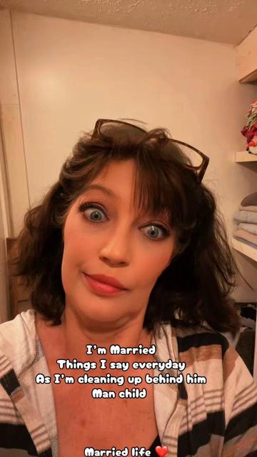 @Just me Angie💙💛🌺 🐾👩🏻🍳X