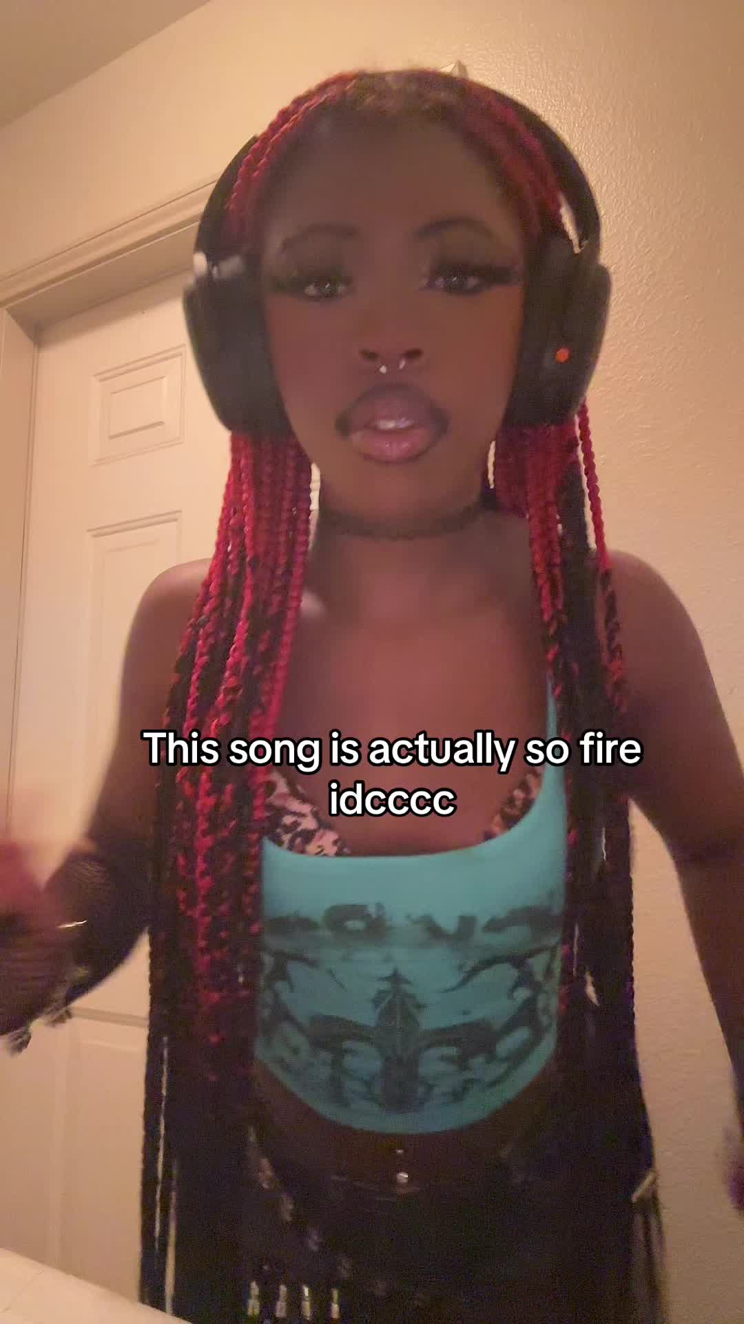 @Ashley🖤