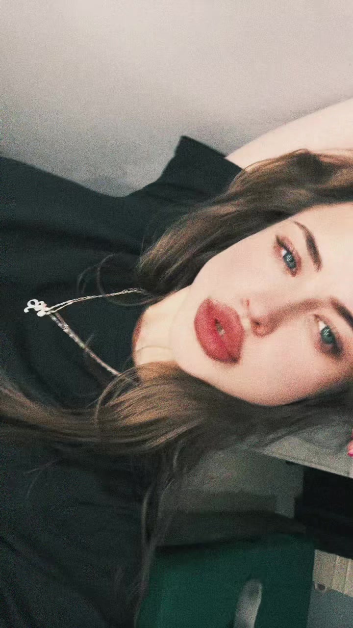 @v.iktoriaaaa