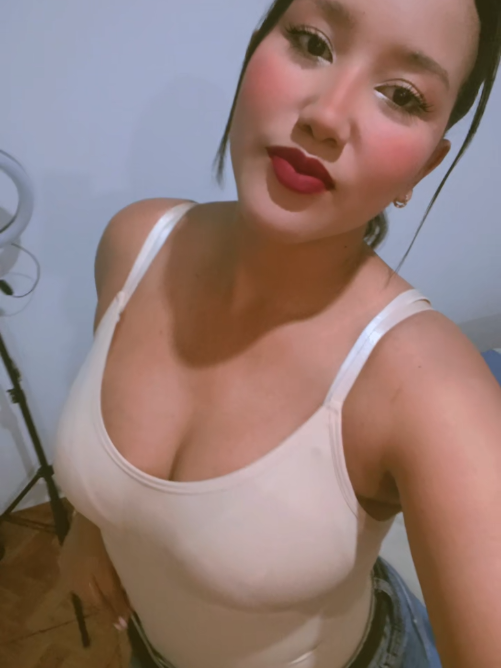 @Reina Lara