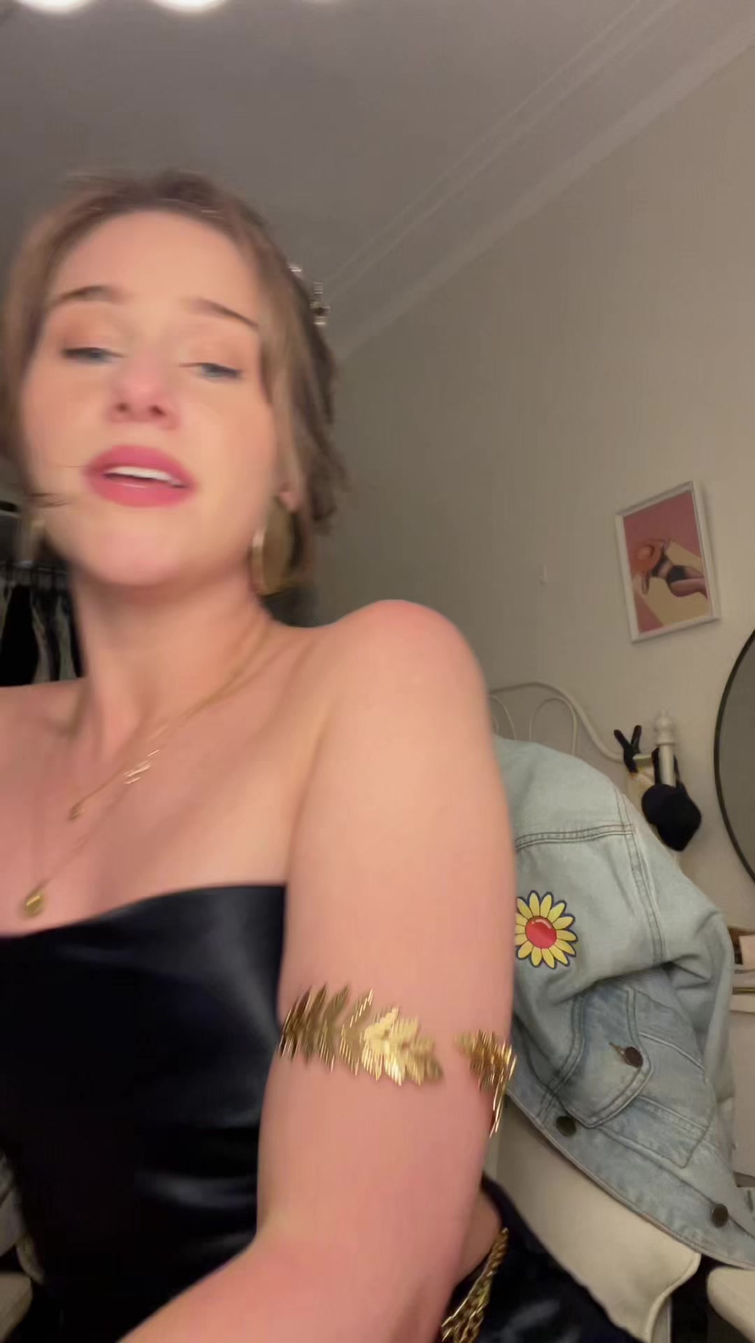@AlauraBidingCitizen