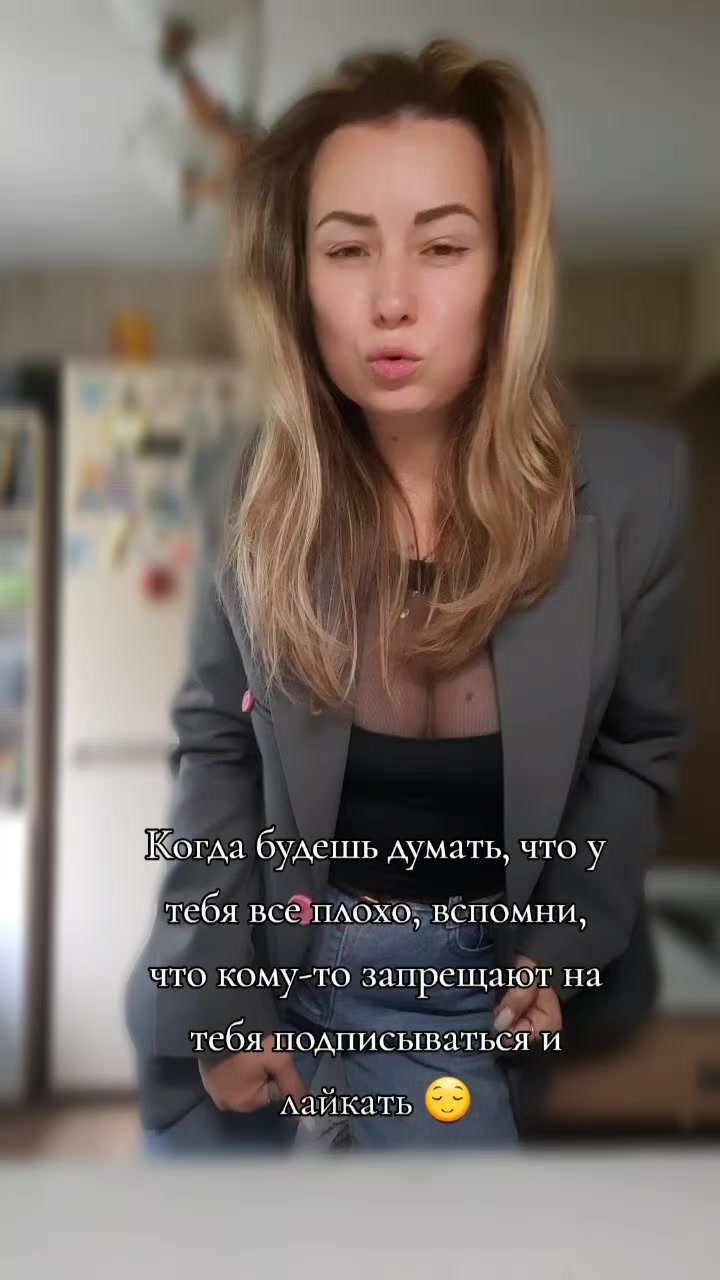 @🖤A.V.🤍💙❤️