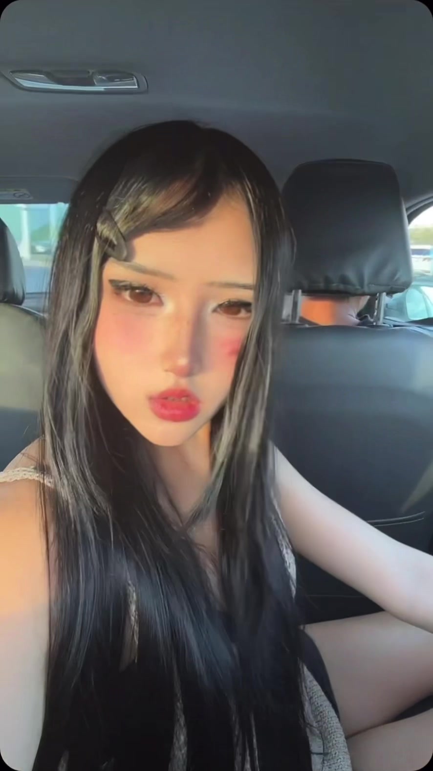 @la