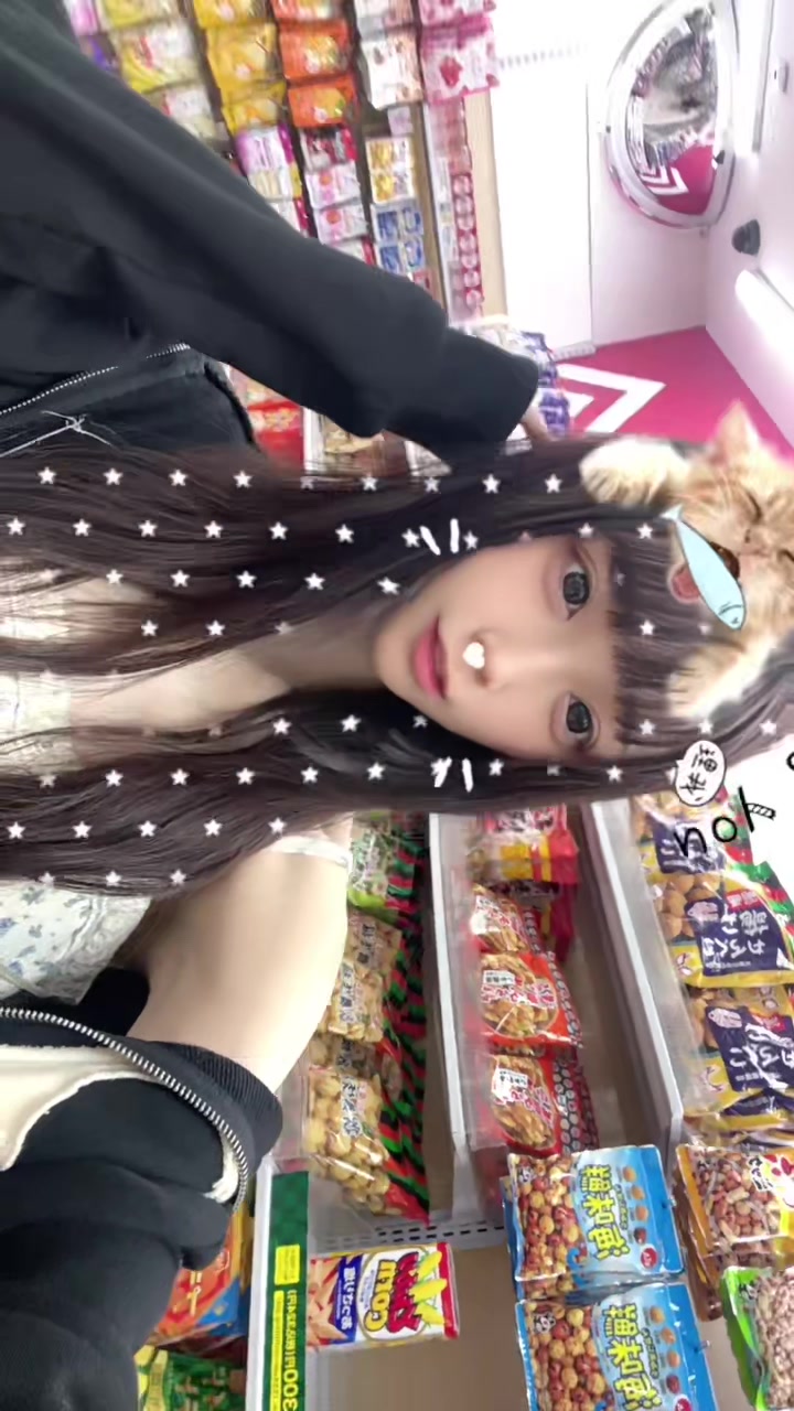 @にゃむ