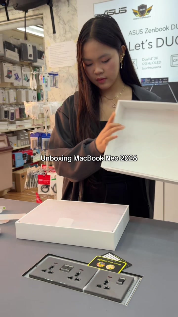 @Beckie Deal Computer បេកគីឌៀល