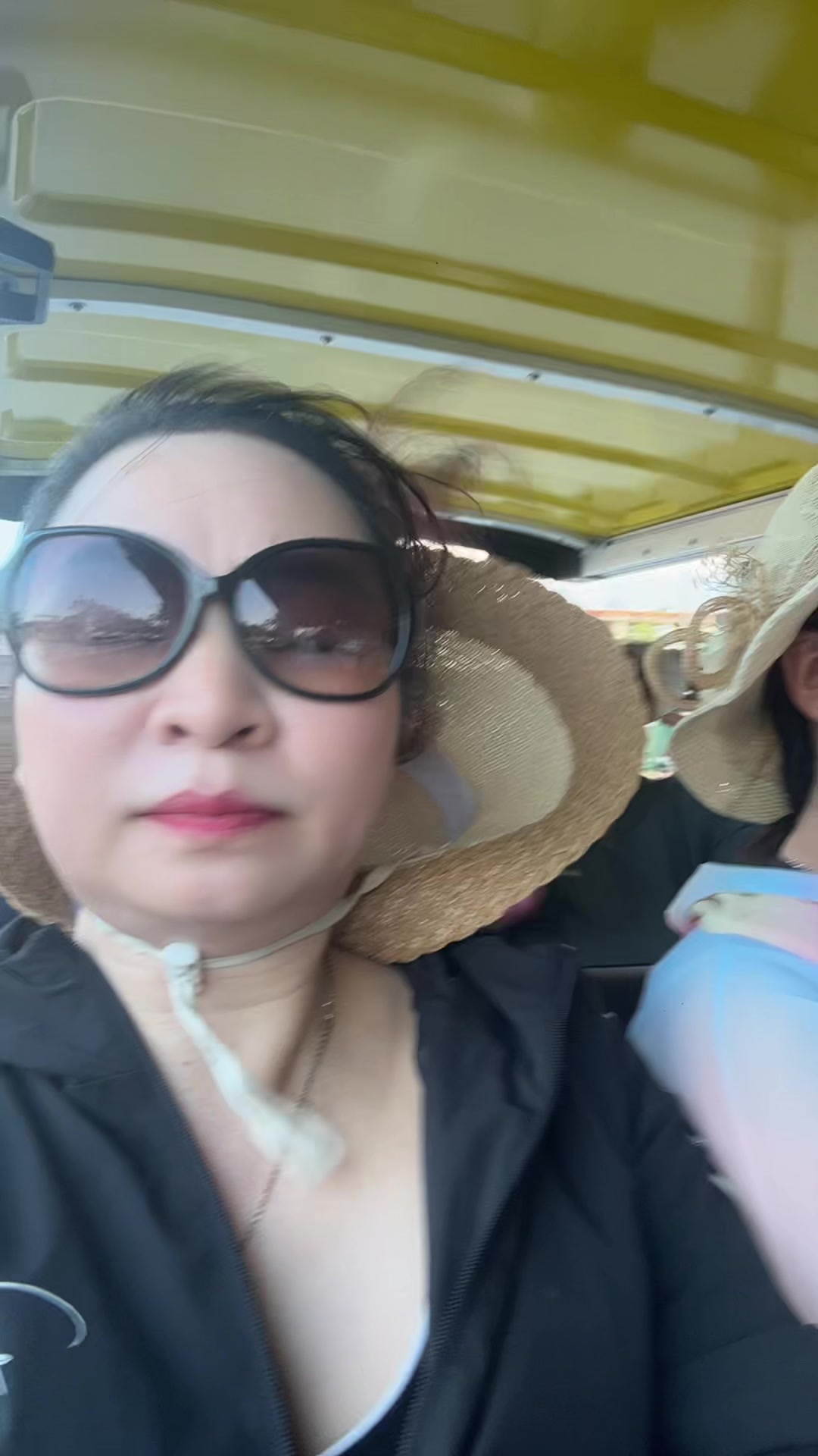 @Giang H&agrave; Thị