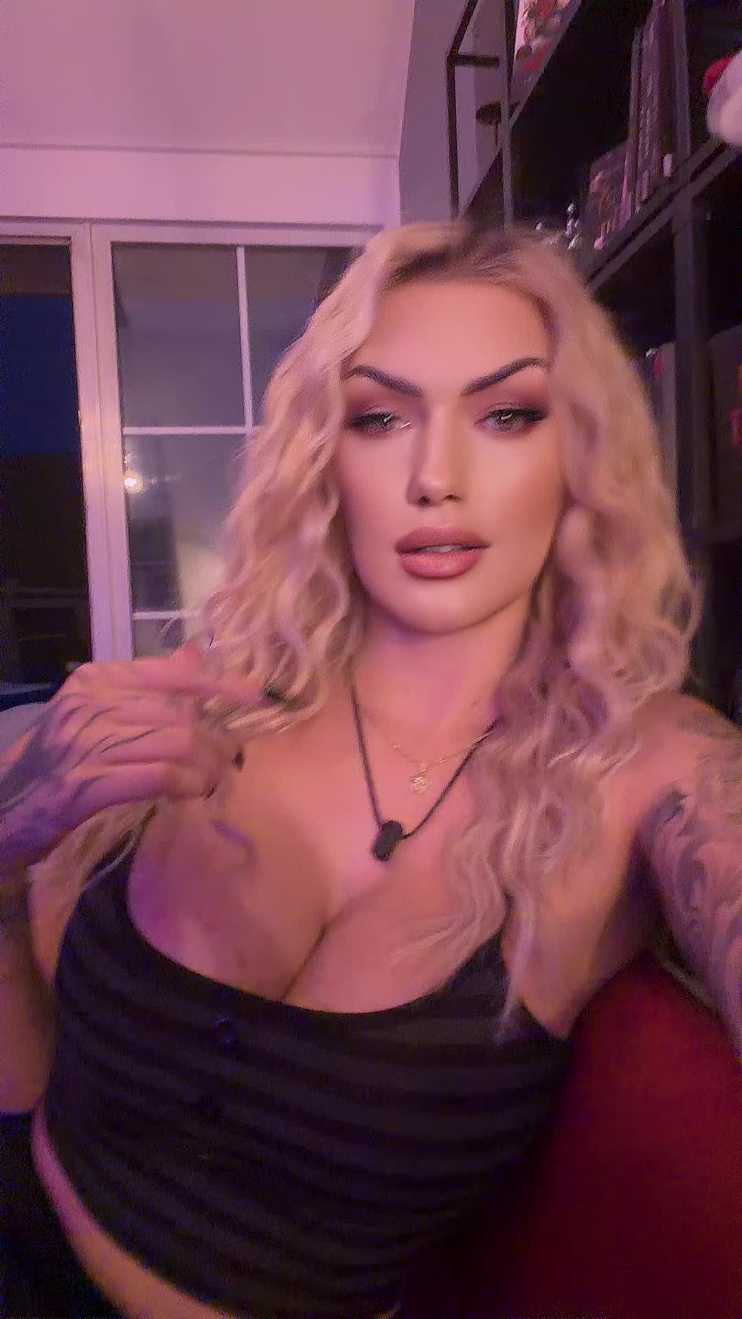 @Inked_Kira
