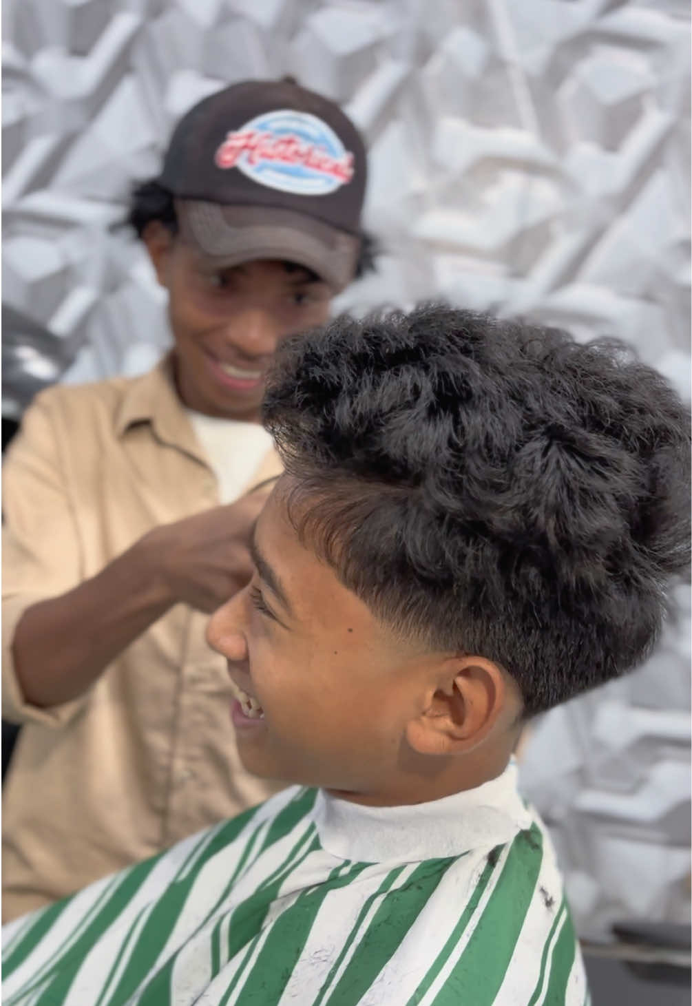 @Puru BarberShop