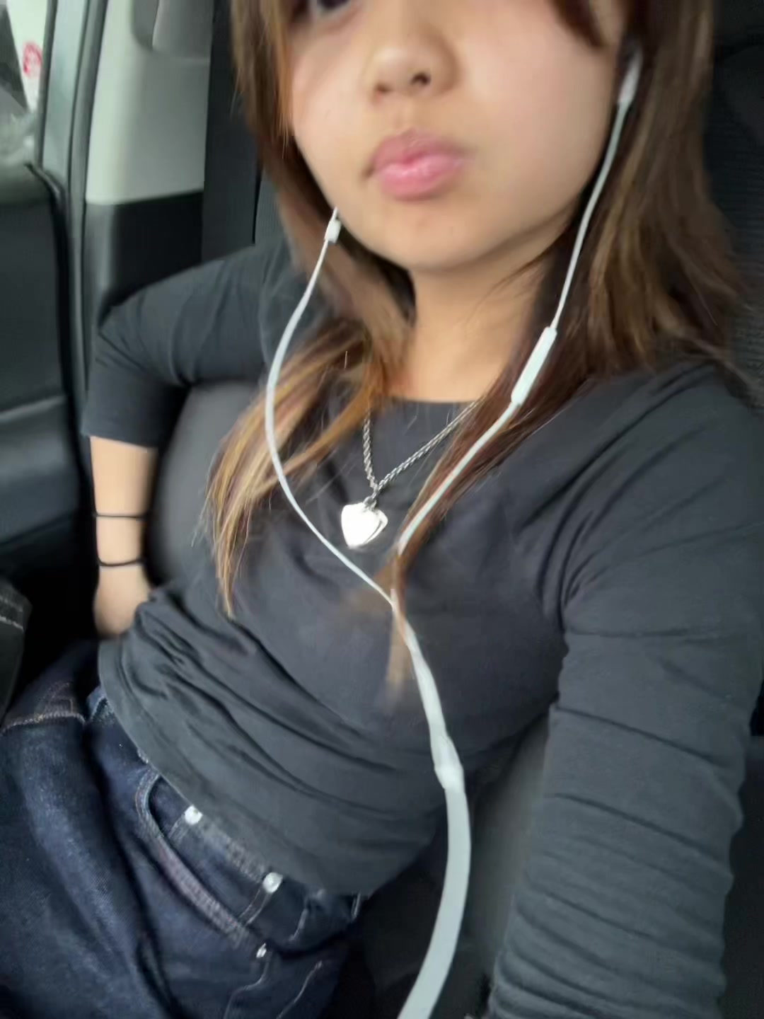 @cheekymonkey123