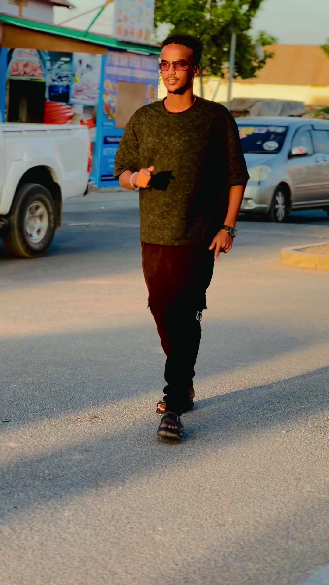 @HAMUUDI 🦅