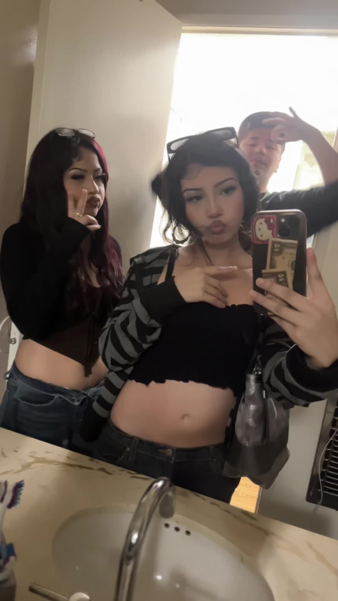 @ximena