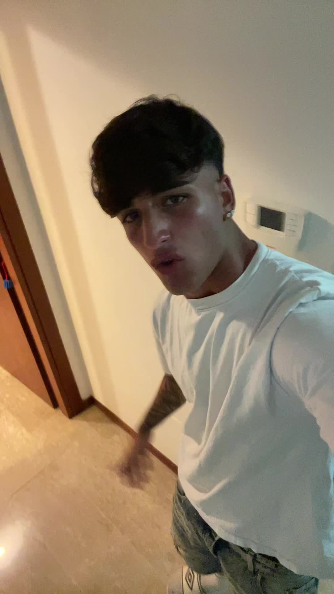 @Angelo🏴