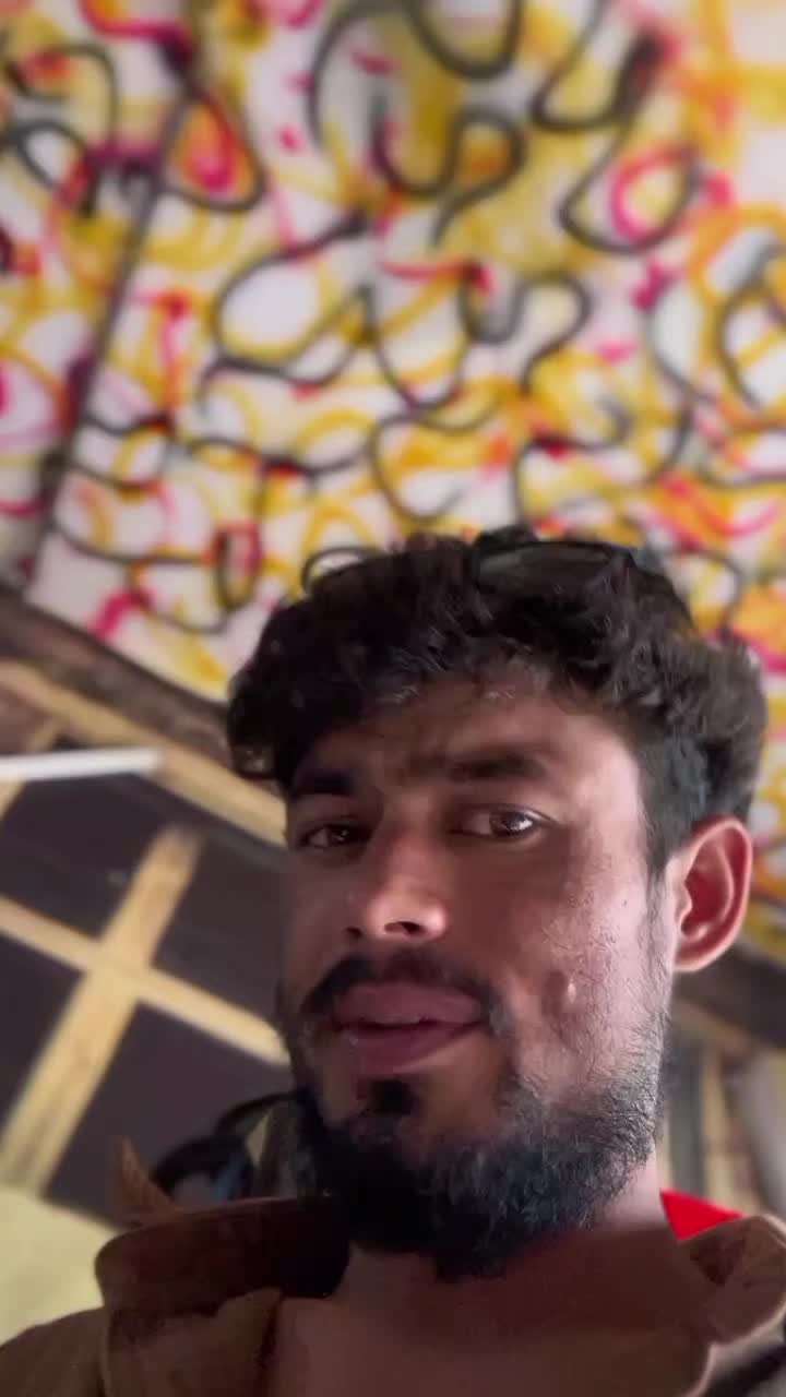@👻