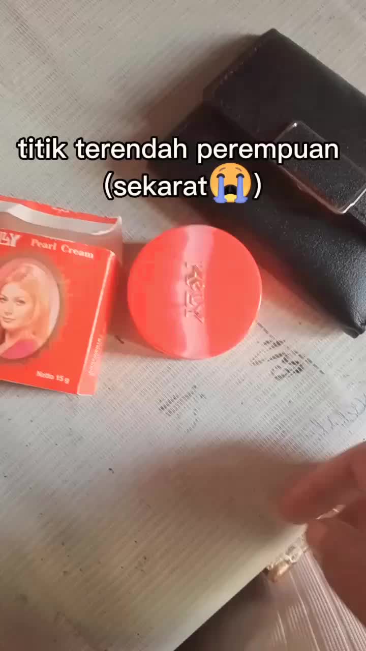 @FY, ceweknya mas yatna💗