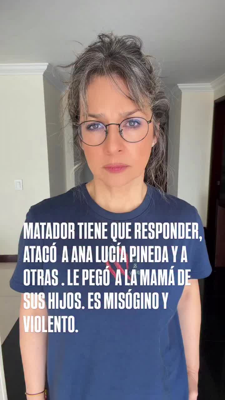 @Vicky Dávila