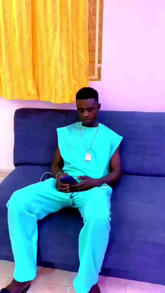 @user1644782231321