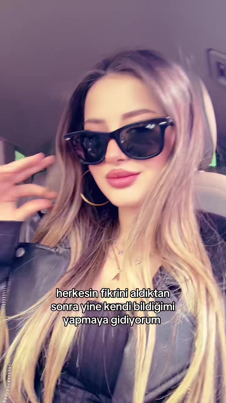 @Ayşegül