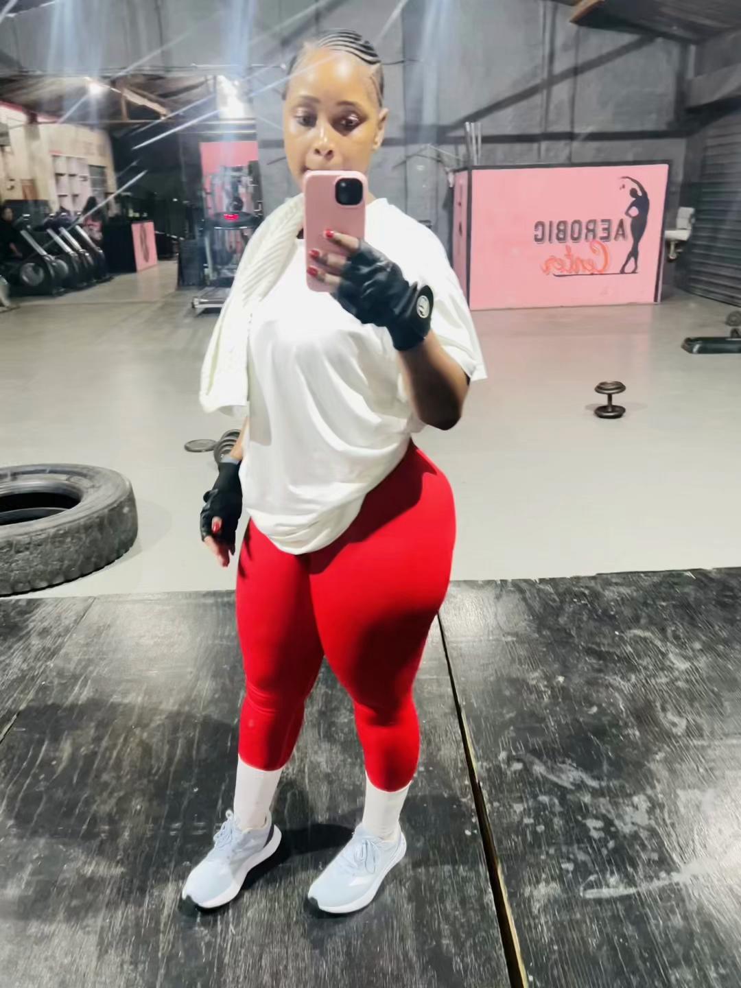 @callmesiszandy
