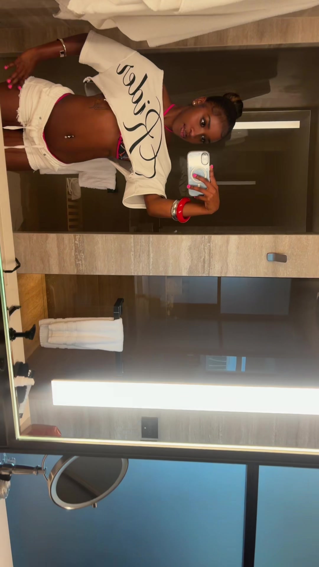 @mimi🧝🏾♀️