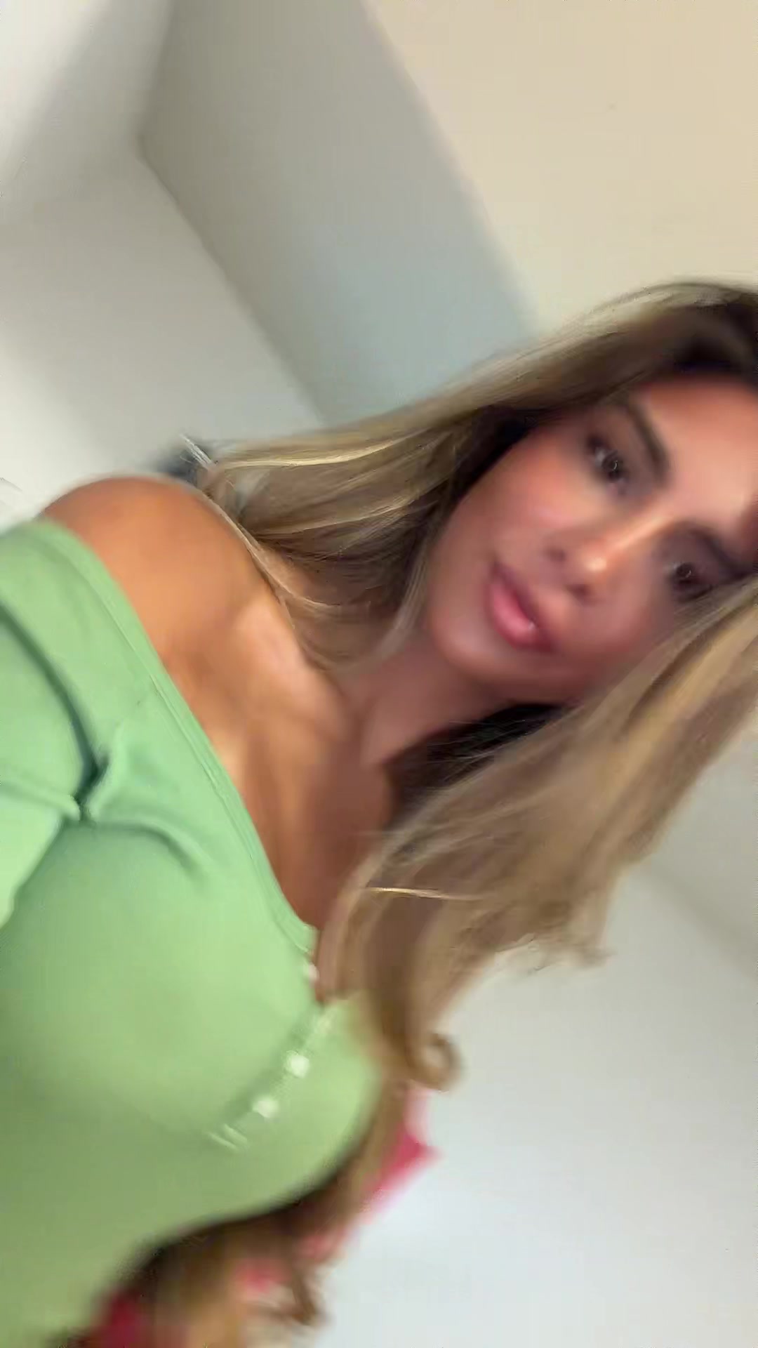 @yaezminn