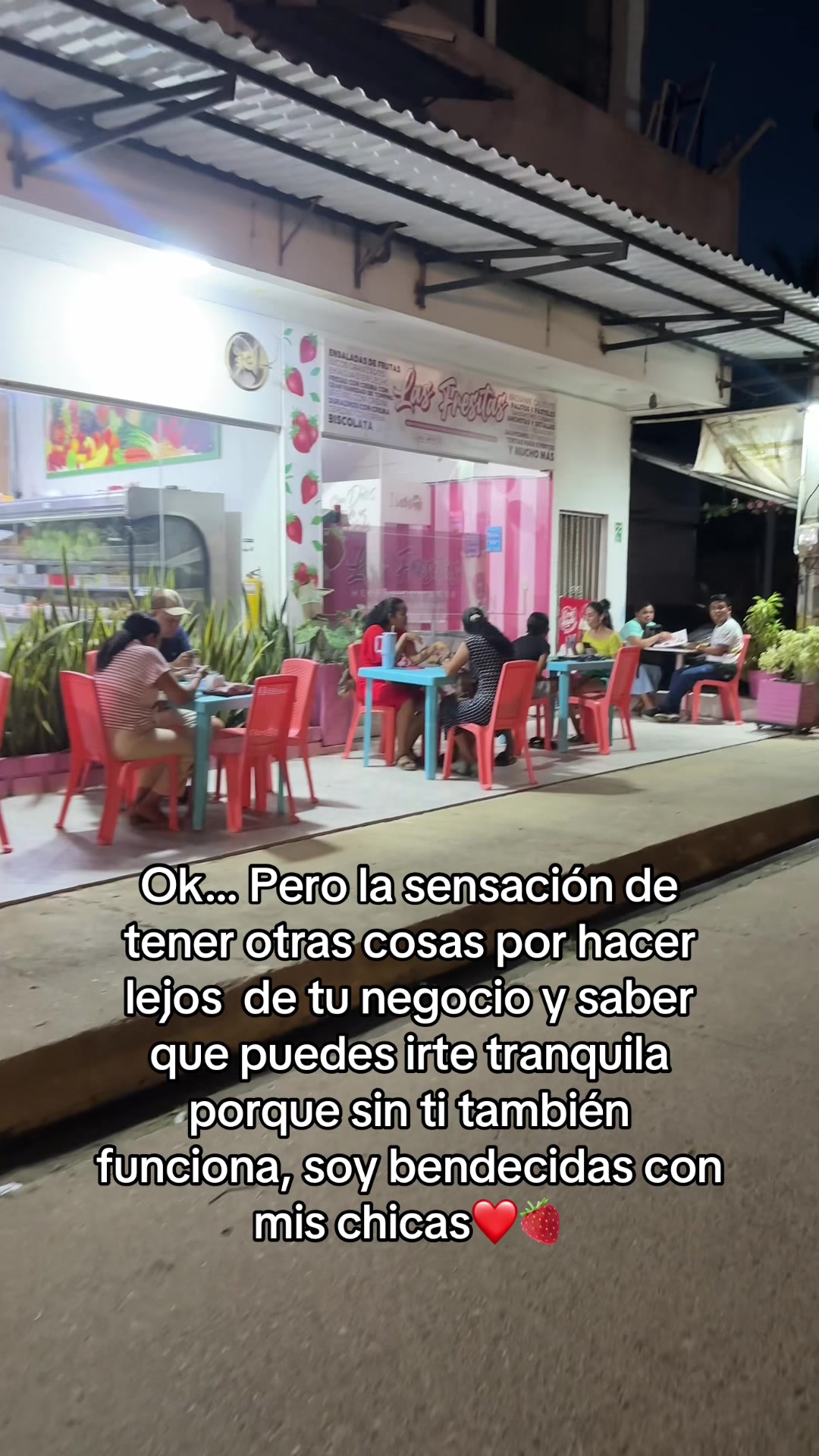 @LAS FRESITAS HECHAS CON AMOR🍓