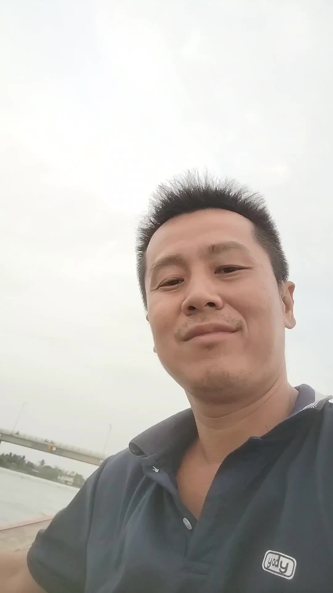 @sang c&ugrave; lao