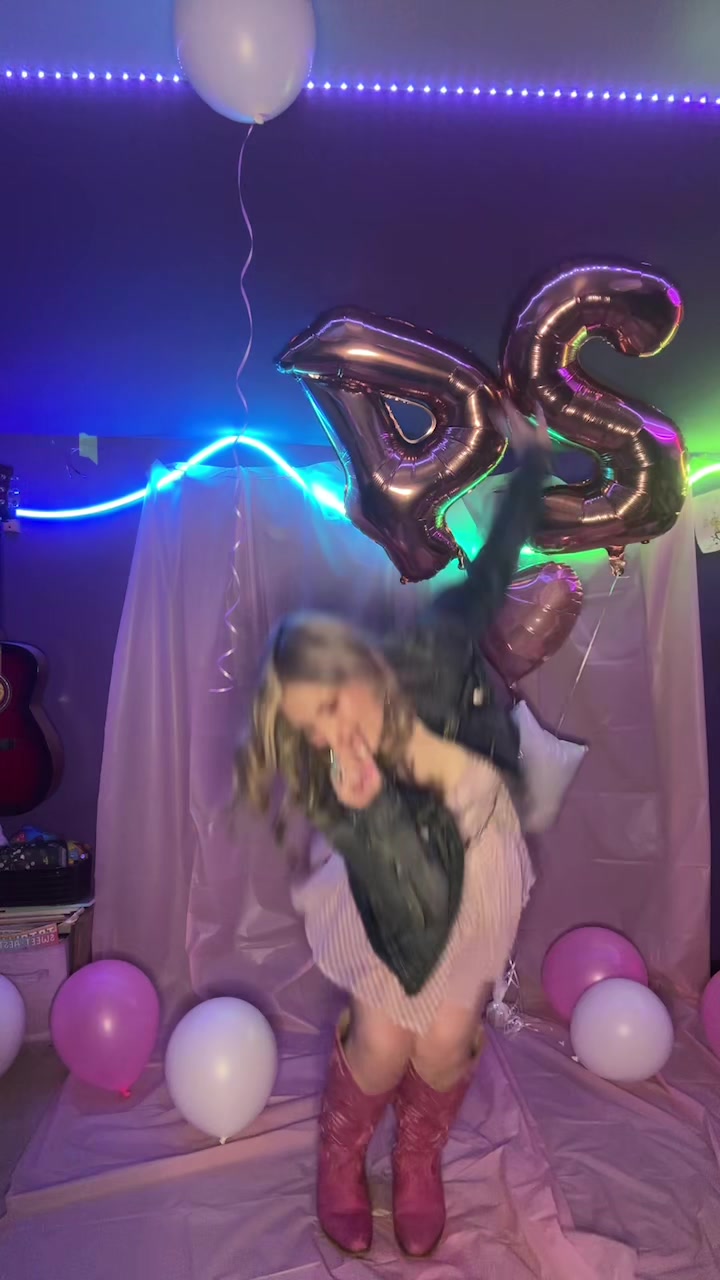 @Chloe Richie 🦆
