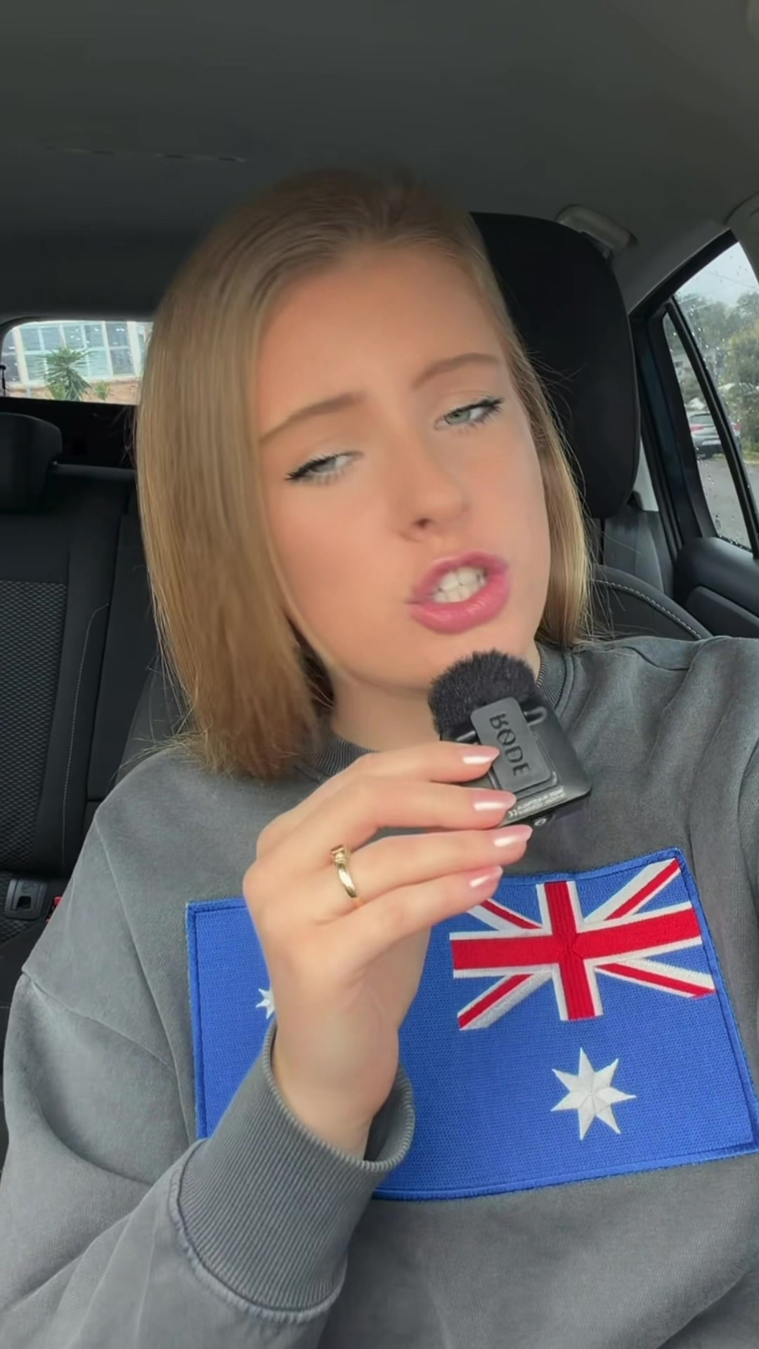 @Louisa