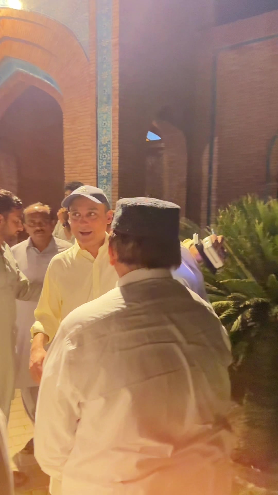 @Syed ali qasim Gillani