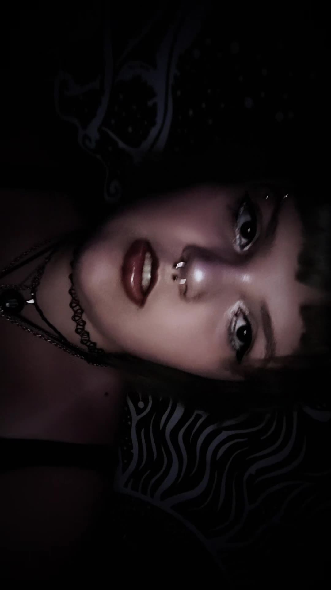 @x_livingdeadghoul_x