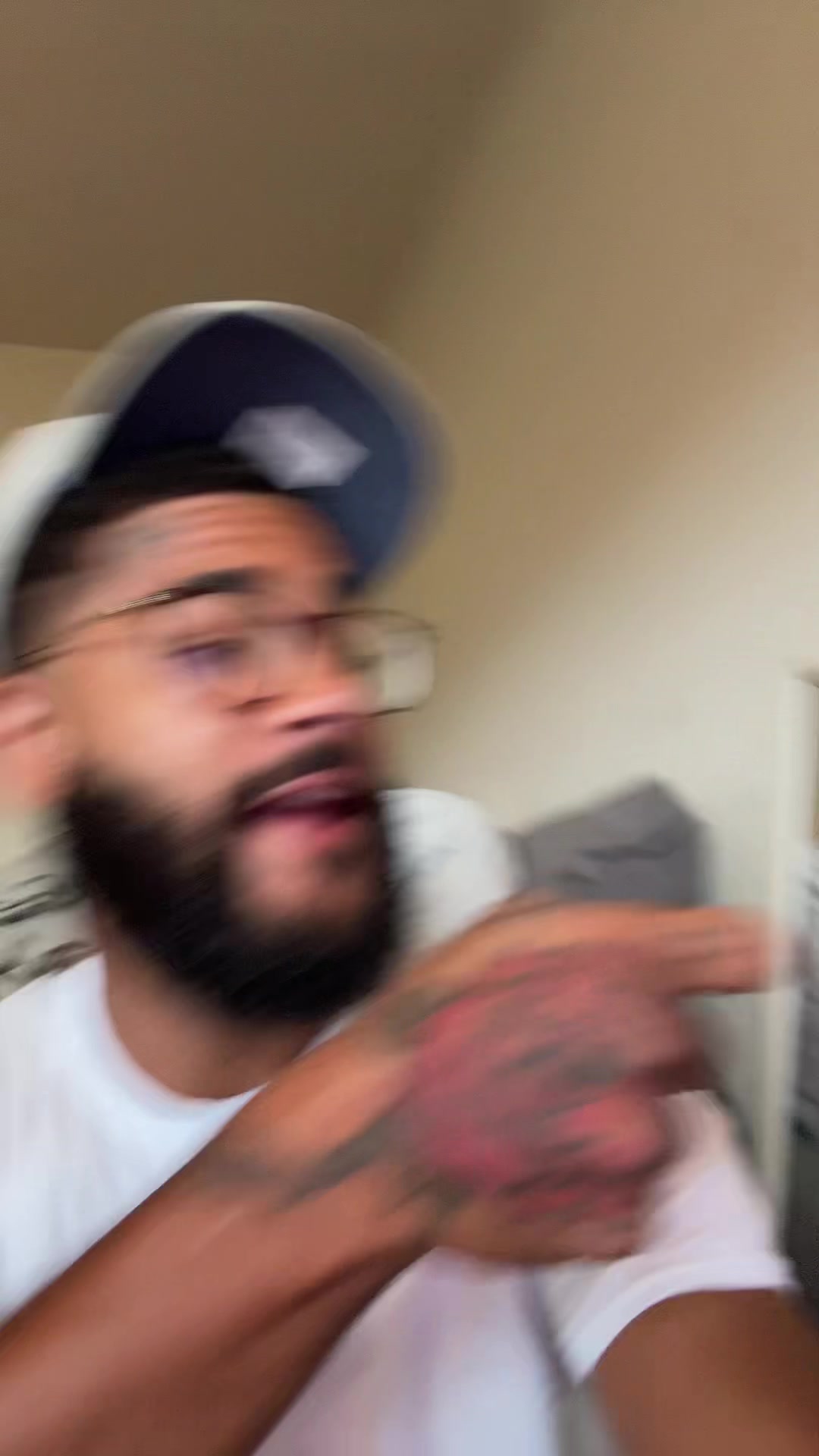 @V1hunnid