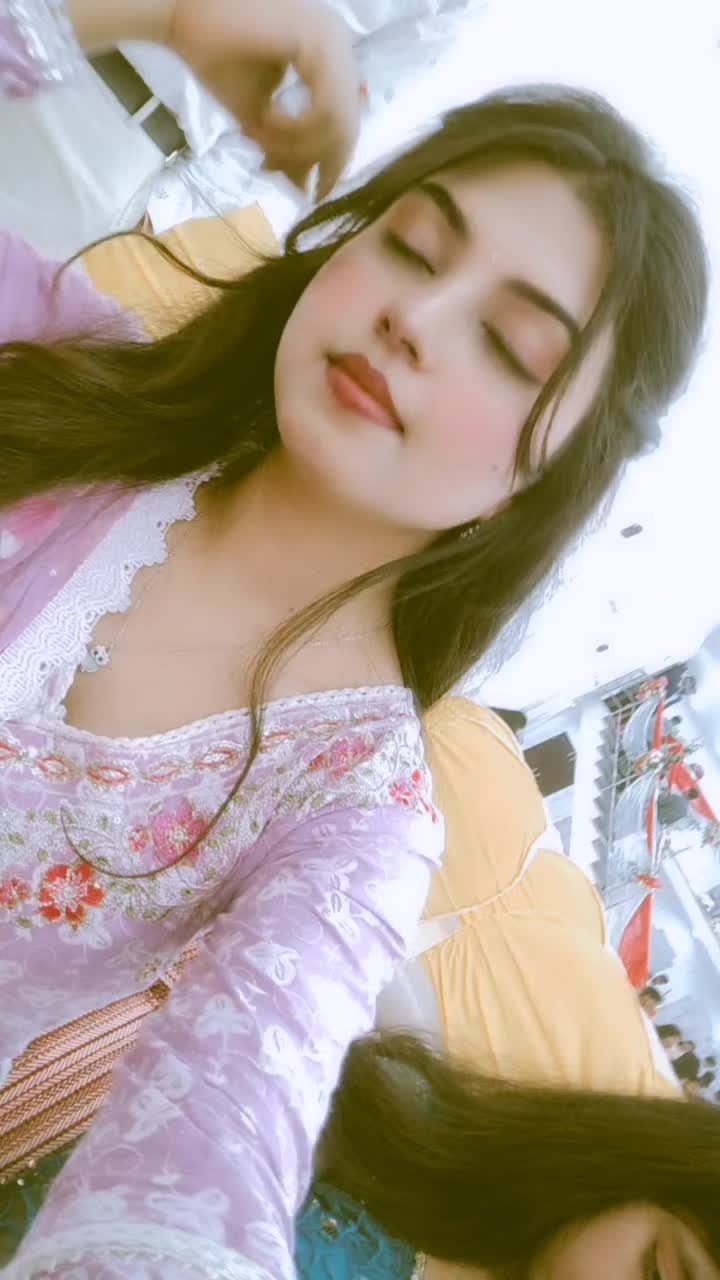 @Ms. Sh&agrave;h🦋