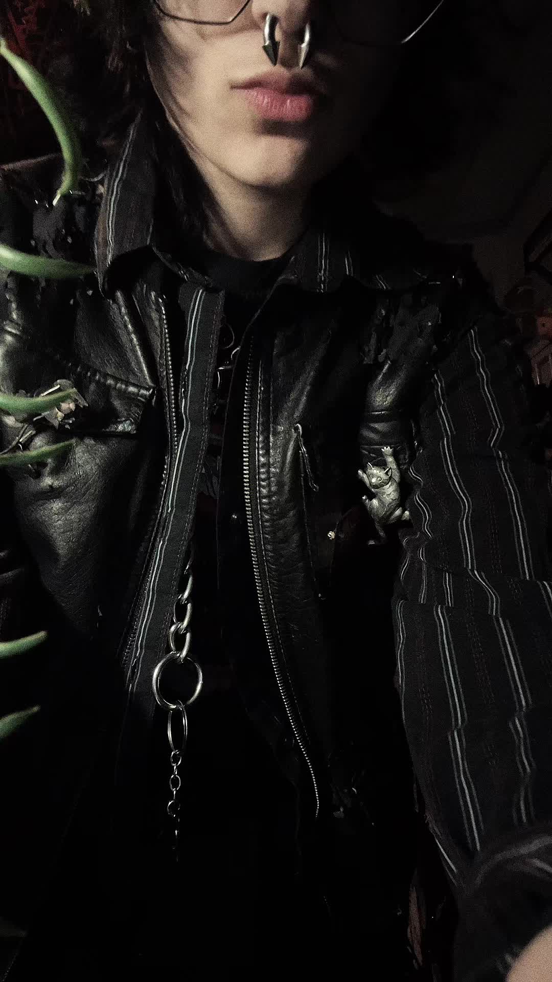@ronnie⛓️&zwj;💥