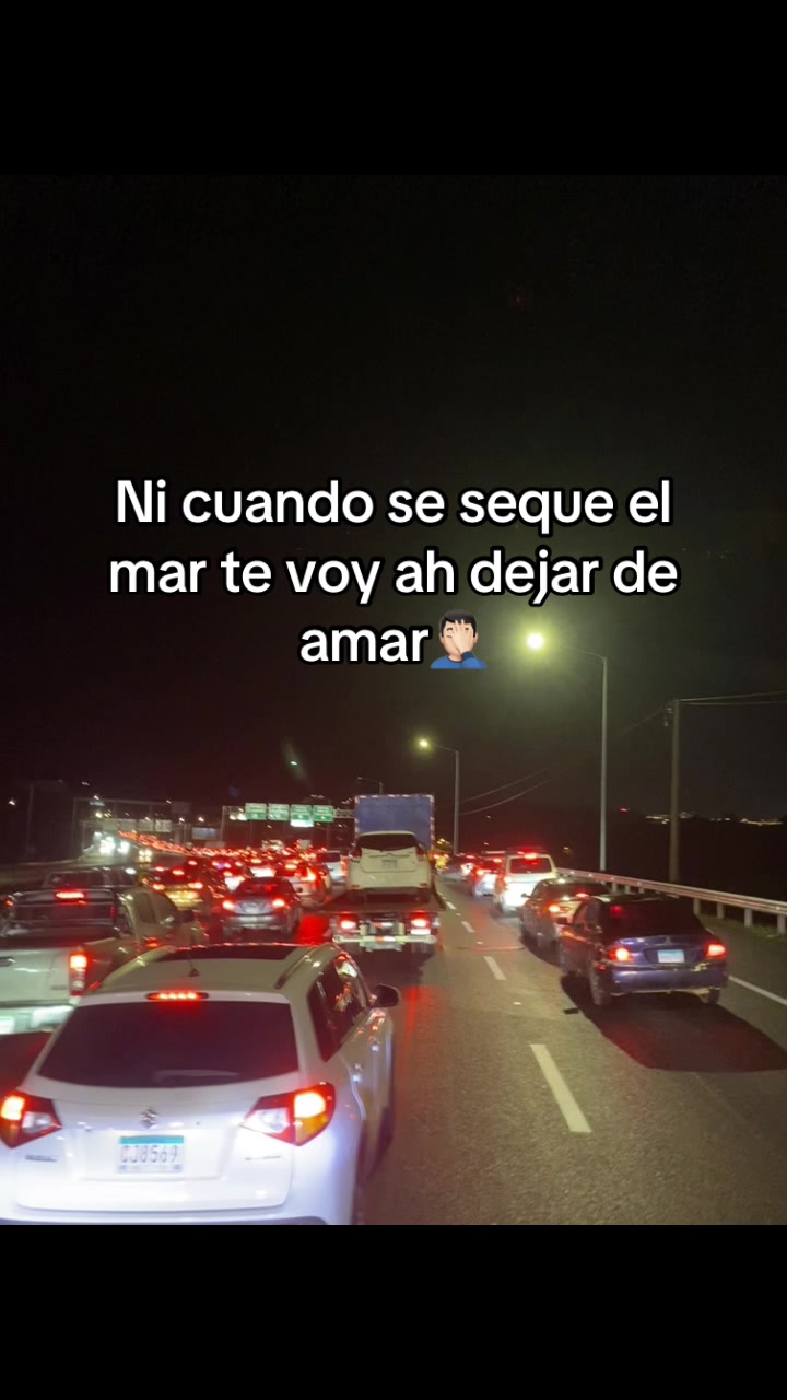 @_alexito