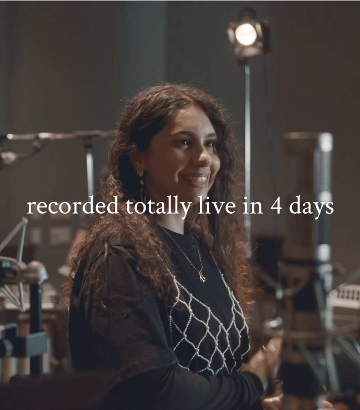 @Alessia Cara