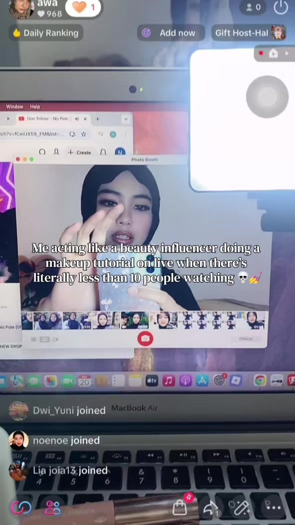 @awa