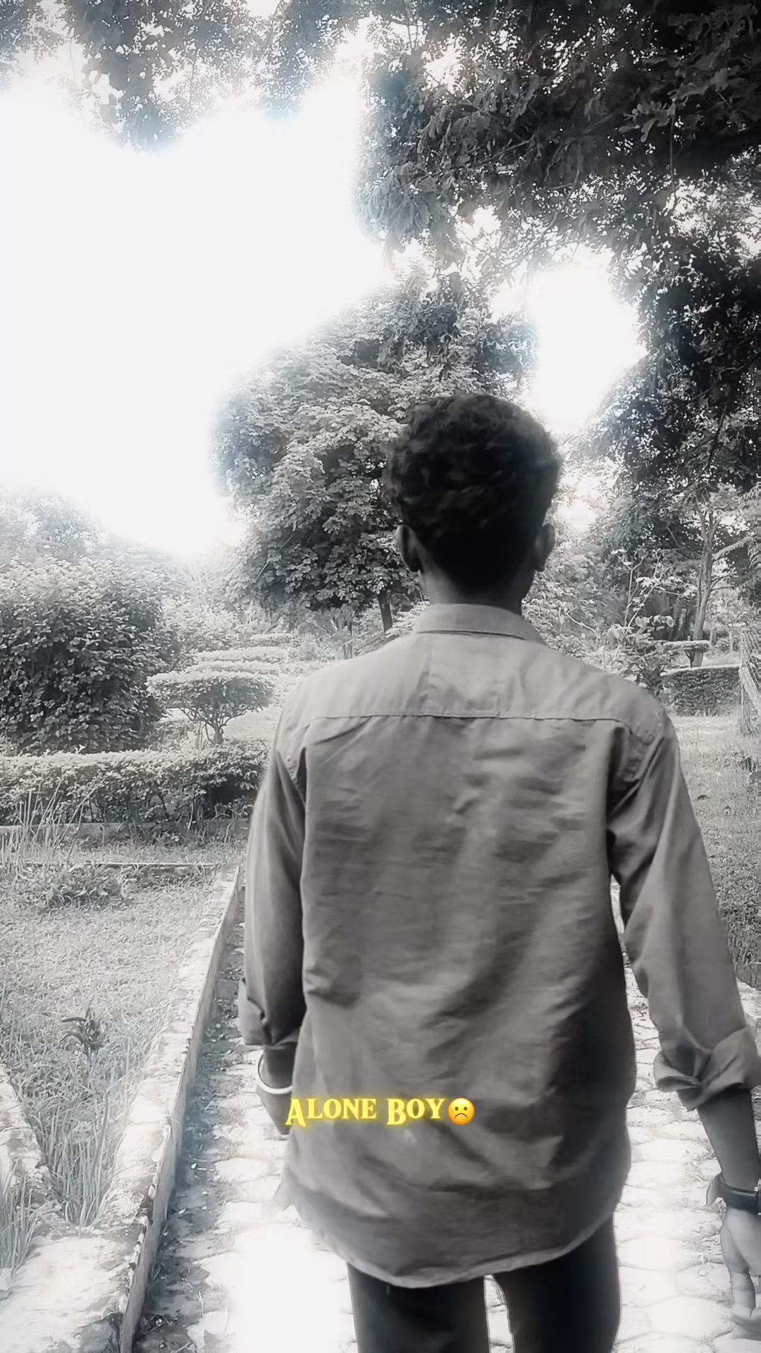 @◤ ✞  Ƭreal 々 ❸ ◢