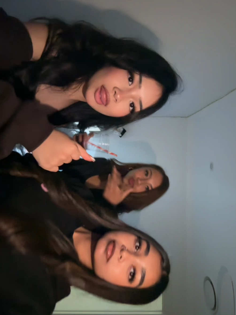 @elle
